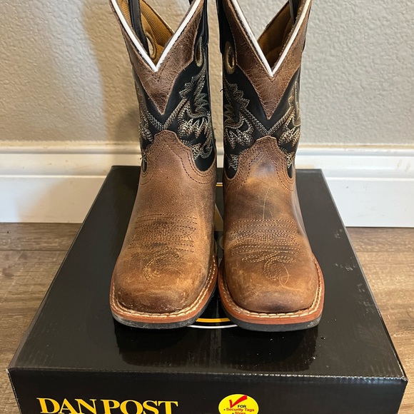Dan Post Cowboy Boots, size 11 - Picture 2 of 8